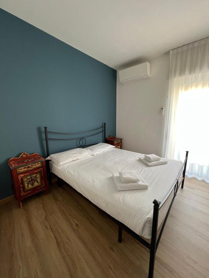Glam Apartment Bardolino Esterno foto